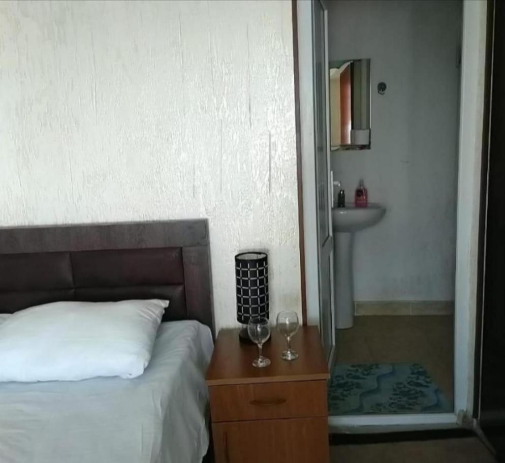 Geno Guest House 크바리아티 객실 사진
