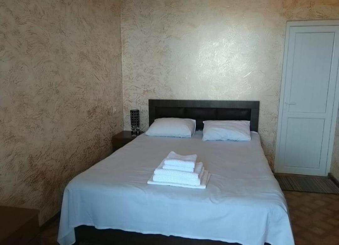 Geno Guest House 크바리아티 객실 사진