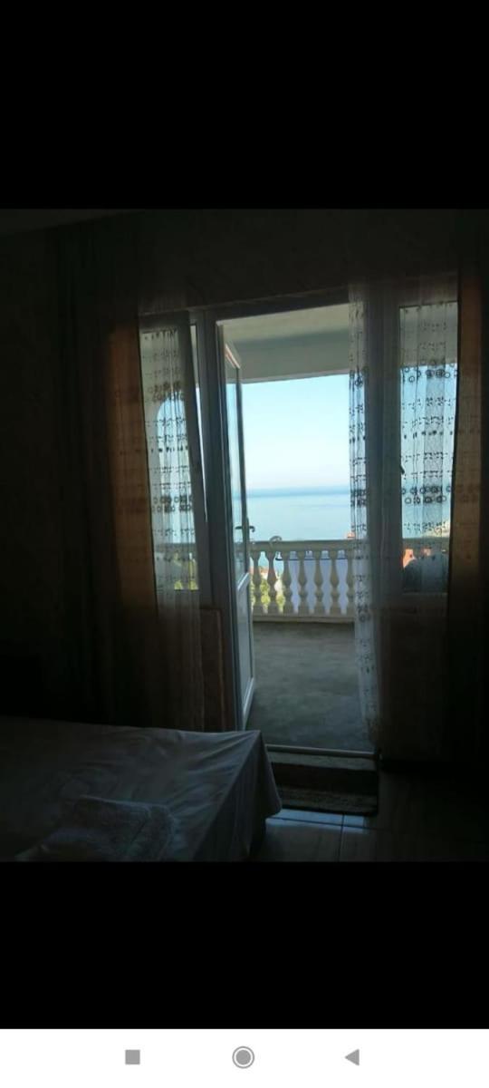 Geno Guest House 크바리아티 객실 사진