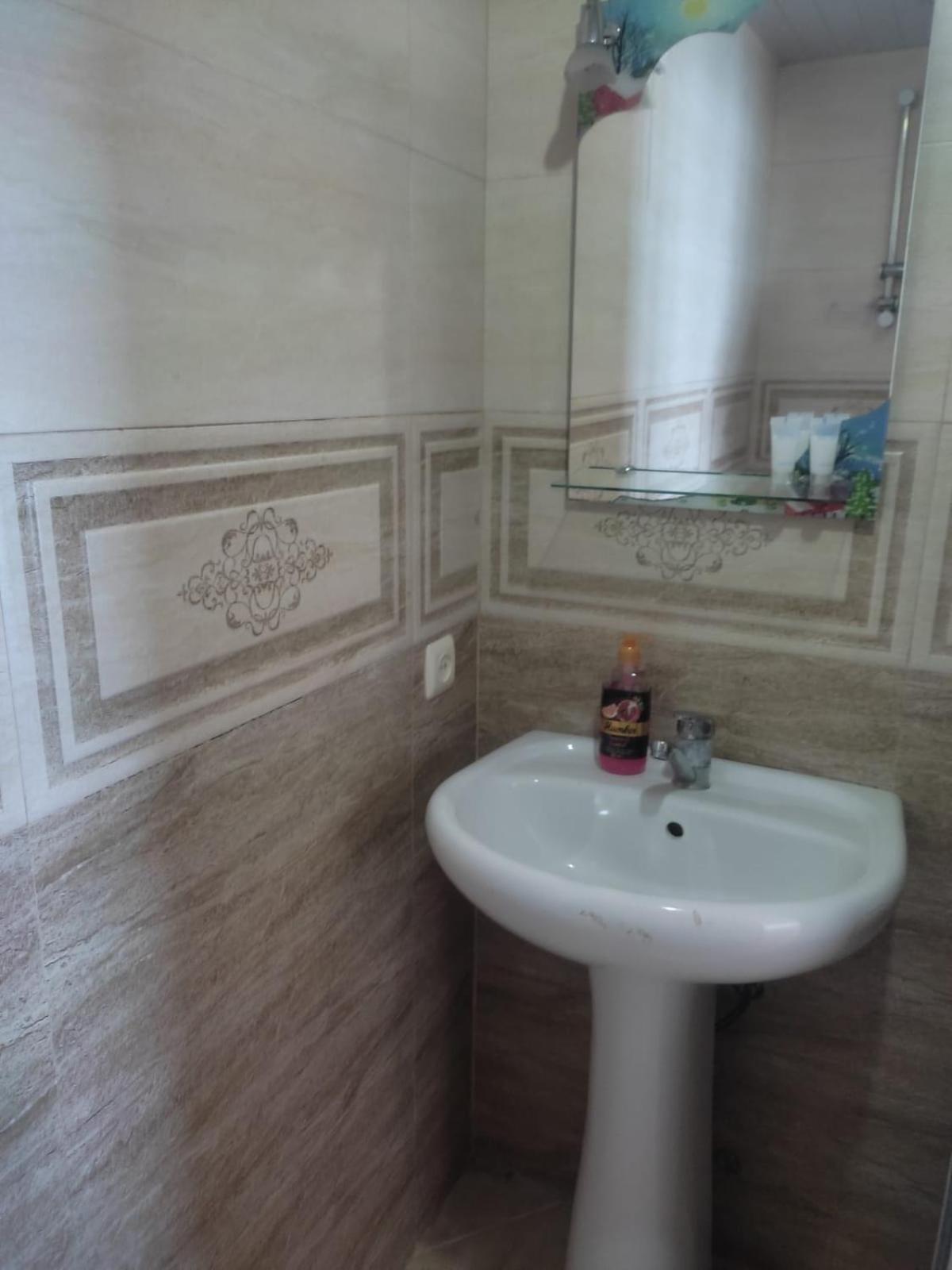 Geno Guest House 크바리아티 객실 사진